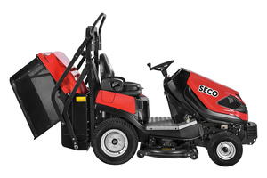 Zahradní traktor SECO MP 122D - pohled z boku 8