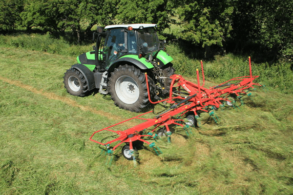 Rotorový obraceč píce Kverneland TA 8068