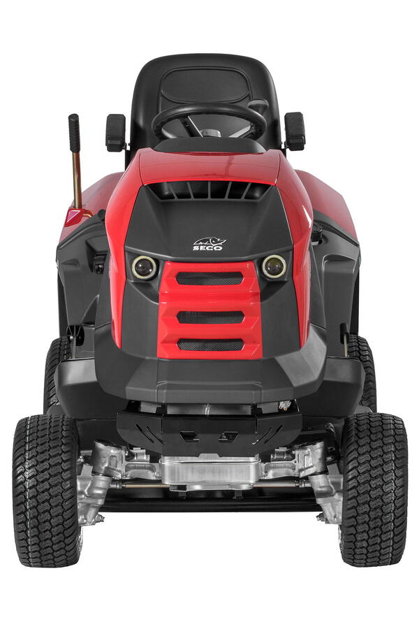Zahradní traktor Starjet P6 4x4 - přední pohled