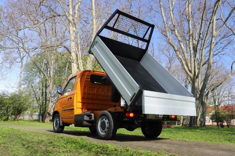 Vyklápění s nákladním vozidlem Piaggio TIPPER SW 307 SR