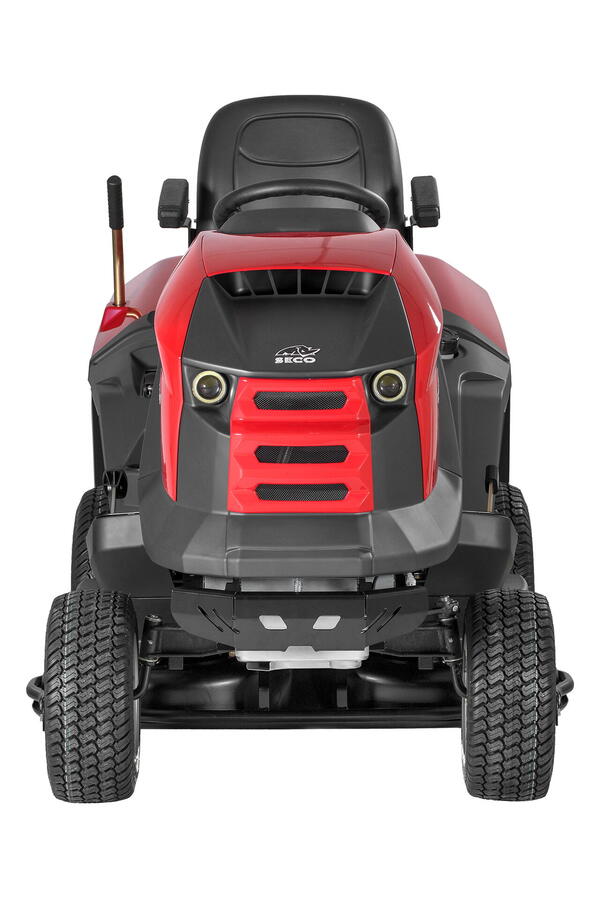 Zahradní traktor Starjet P5 - přední pohled