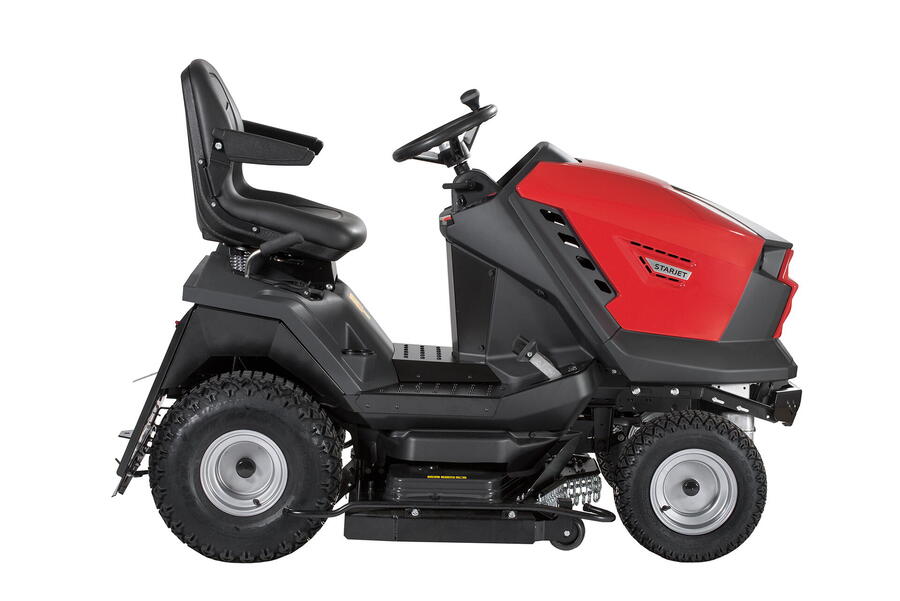 Zahradní traktor Starjet P6 - boční pohled